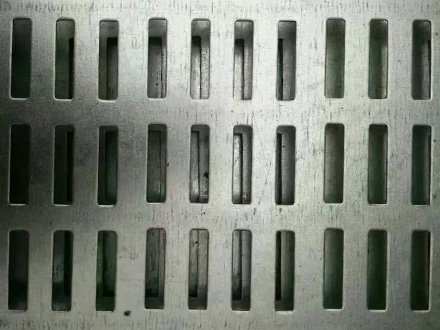 長(cháng)孔沖孔網